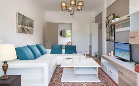 Michalis Apartments