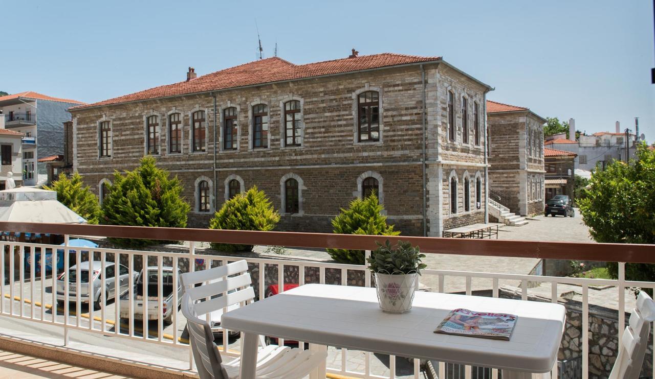 Michalis Apartments Polýgyros Zewnętrze zdjęcie